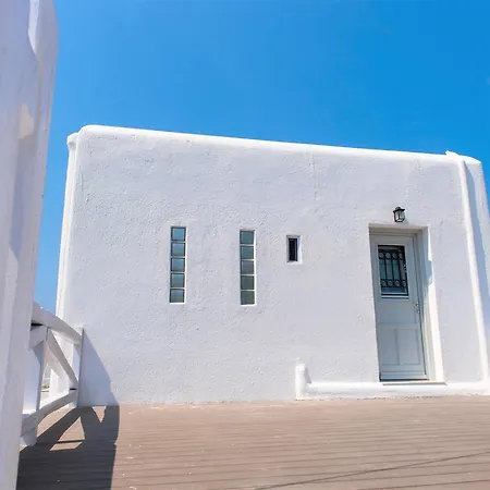 Mumua Mykonos Town